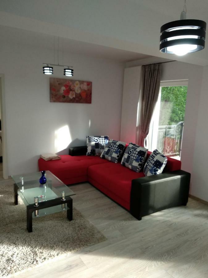 Apartament Ramona *